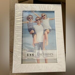 5 brand new picture frames